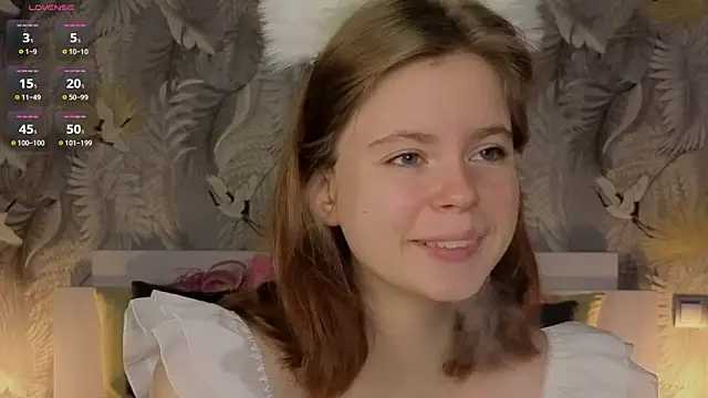 Snapshot of JulietteRain chatting on 10/10/25, 05:23 JulietteRain online show from 10/10/25, 05:23