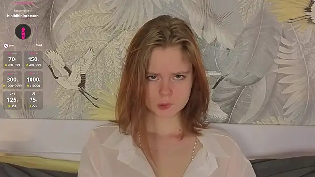 Snapshot of JulietteRain chatting on 10/18/25, 04:19 JulietteRain online show from 10/18/25, 04:19