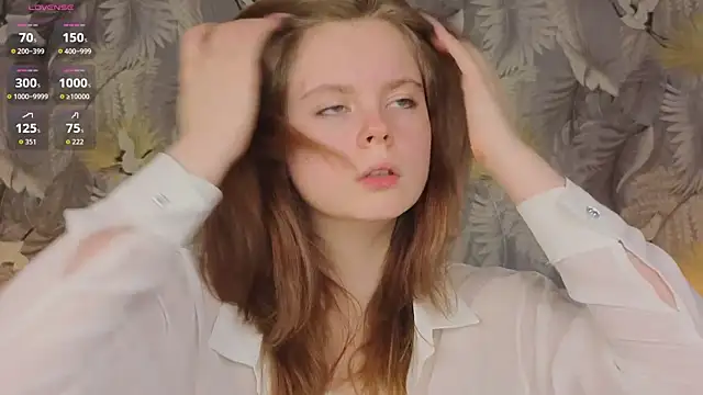 Snapshot of JulietteRain chatting on 10/19/25, 06:08 JulietteRain online show from 10/19/25, 06:08