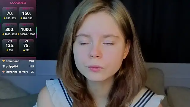 Snapshot of JulietteRain chatting on 12/13/25, 07:53 JulietteRain online show from 12/13/25, 07:53