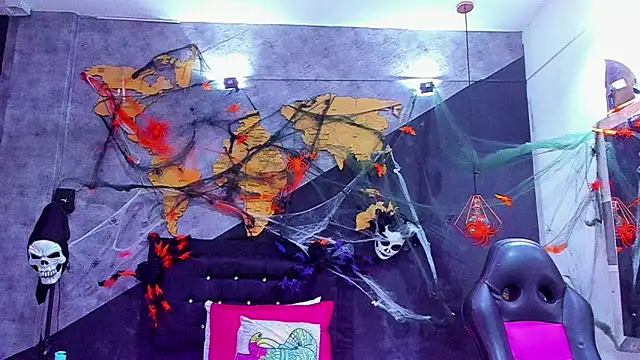 Maiam  Rossi online show from 11/08/25, 12:27