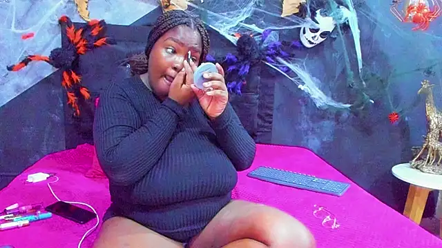 Maiam  Rossi online show from 11/13/25, 12:59