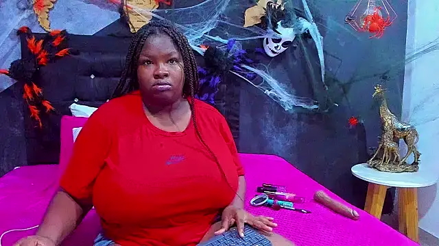 Maiam  Rossi online show from 11/18/25, 11:47