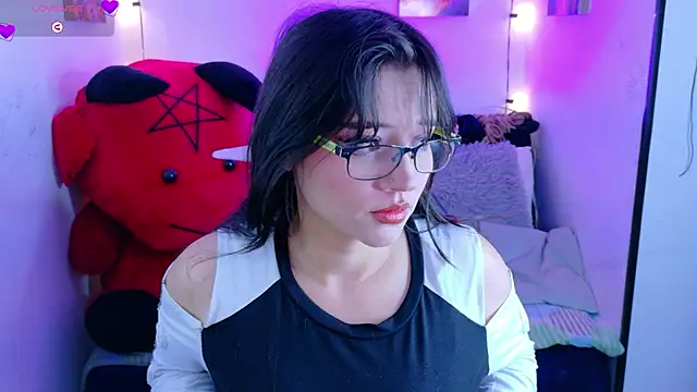 MiaVelvetDoll online show from 09/10/25, 01:44