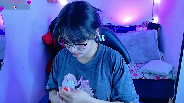 MiaVelvetDoll online show from 09/20/25, 01:56