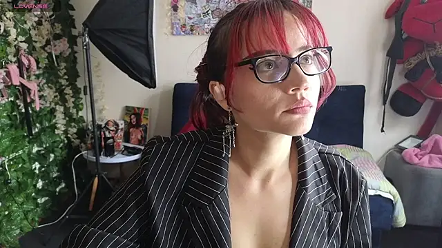 Snapshot of MiaVelvetDoll chatting on 07/04/26, 02:23 MiaVelvetDoll online show from 07/04/26, 02:23