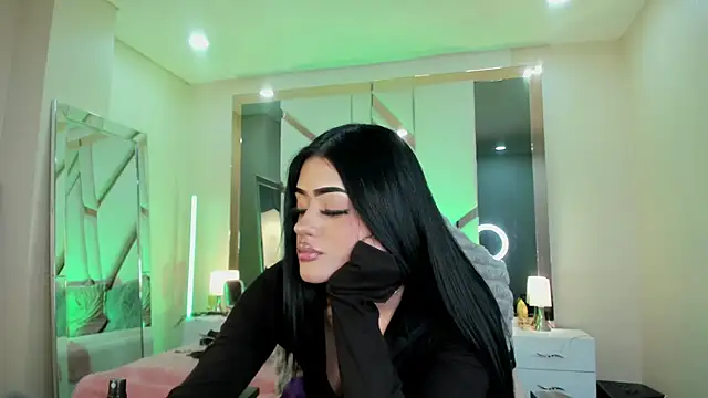 Snapshot of EmmaStonns chatting on 03/17/26, 12:52 EmmaStonns online show from 03/17/26, 12:52