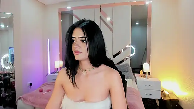 Snapshot of EmmaStonns chatting on 03/18/26, 02:42 EmmaStonns online show from 03/18/26, 02:42