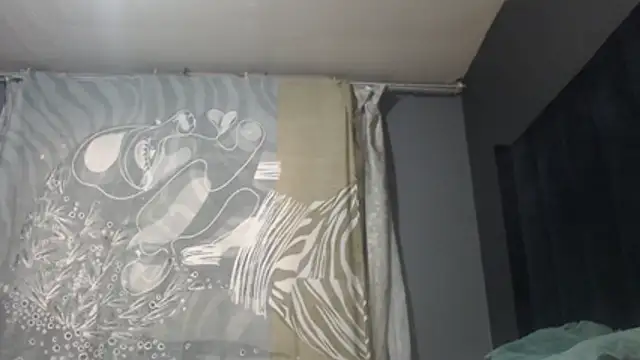 SEXYHUGEASS21 online show from 04/13/26, 01:38