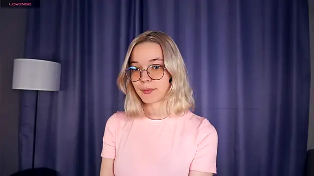 EdaKirkIin online show from 11/03/25, 05:31