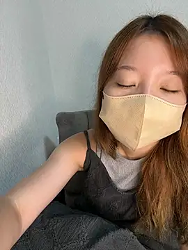 yuuhichan online show from 10/13/25, 03:45