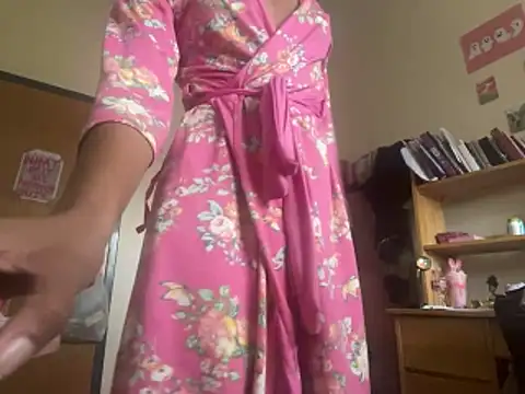 Snapshot of luvrgrllani chatting on 12/05/25, 02:25 luvrgrllani online show from 12/05/25, 02:25