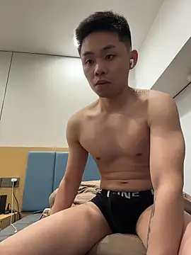 Snapshot of jensenyep chatting on 11/07/25, 05:24 jensenyep online show from 11/07/25, 05:24