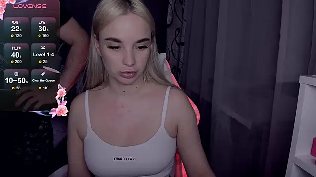 KiraKrox online show from 02/25/26, 08:07