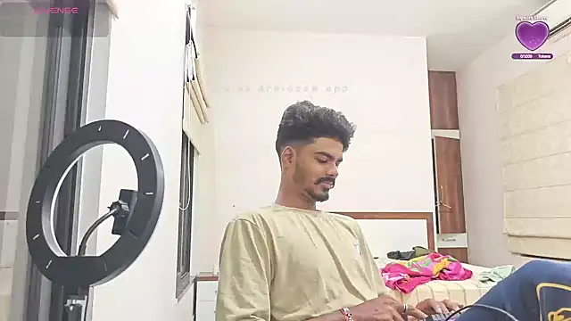 Snapshot of mrbuddy85 chatting on 09/18/25, 06:54 mrbuddy85 online show from 09/18/25, 06:54