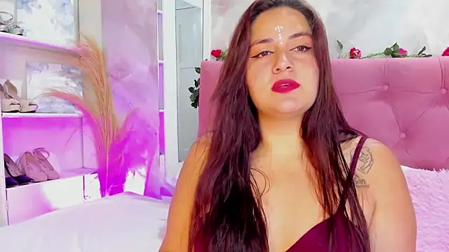 Victoria Guzman online show from 11/01/25, 11:12