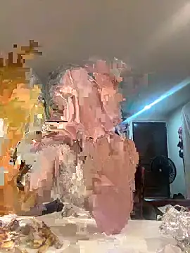 Snapshot of hotqueen02 chatting on 04/27/26, 06:44 hotqueen02 online show from 04/27/26, 06:44