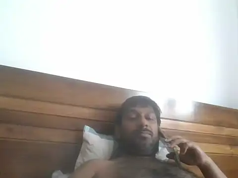 Snapshot of Chathutharu chatting on 03/12/26, 04:29 Chathutharu online show from 03/12/26, 04:29