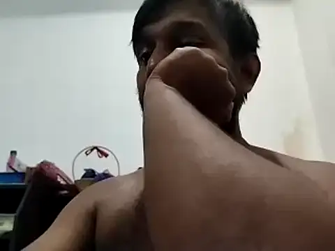 Snapshot of Chathutharu chatting on 03/26/26, 08:14 Chathutharu online show from 03/26/26, 08:14