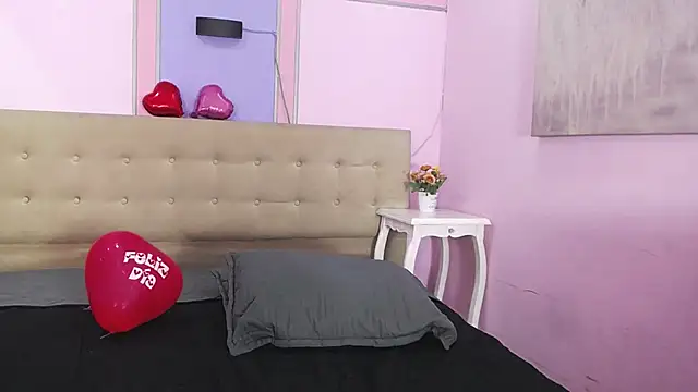 tiiny emilly online show from 09/29/25, 08:35