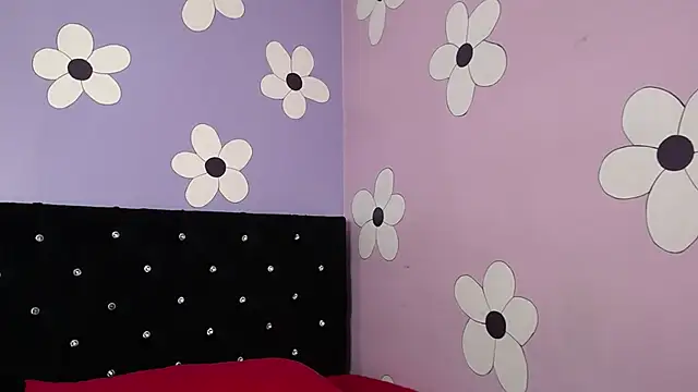 tiiny emilly online show from 02/20/26, 08:42