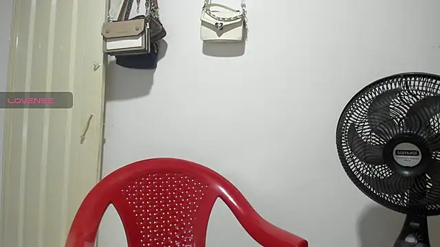 karlys01 online show from 09/28/25, 02:50