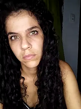 Snapshot of lucerocutte chatting on 12/14/25, 03:12 lucerocutte online show from 12/14/25, 03:12