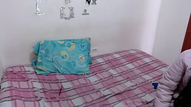 Snapshot of EvaHarryy chatting on 04/09/26, 09:31 EvaHarryy online show from 04/09/26, 09:31