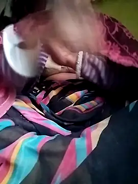 Snapshot of Gopika_Dudi chatting on 12/02/25, 01:33 Gopika Dudi online show from 12/02/25, 01:33