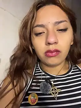 SoftLady S33 online show from 05/13/26, 04:43