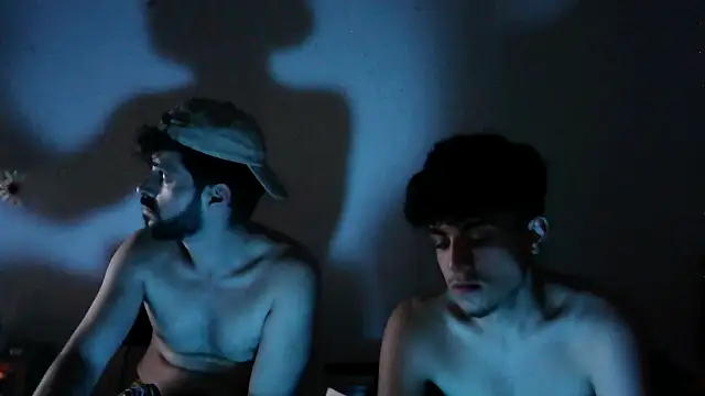 young swisscouple online show from 03/25/26, 02:17