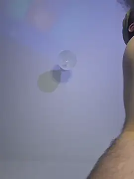 young swisscouple online show from 04/01/26, 10:38