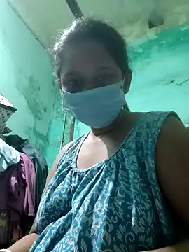 pujaroy363534 online show from 10/10/25, 09:36