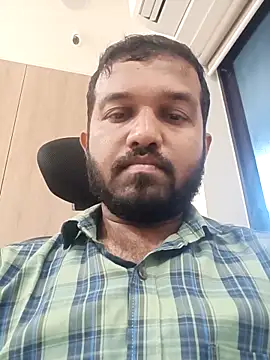 Snapshot of VJ17 chatting on 03/06/26, 11:17 VJ17 online show from 03/06/26, 11:17