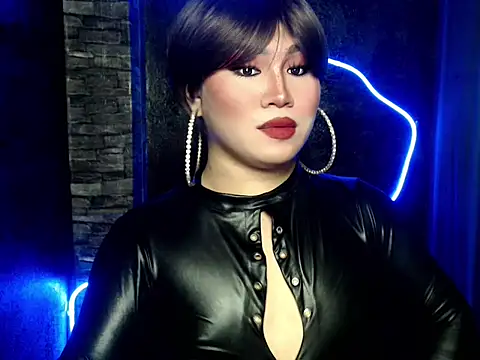 pretty lassy online show from 09/18/25, 09:44