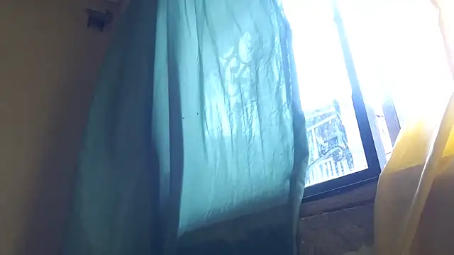 Snapshot of Angeliicaxx chatting on 04/06/26, 06:31 Angeliicaxx online show from 04/06/26, 06:31