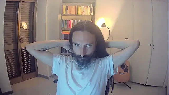 Mrkurt86 online show from 10/25/25, 05:19