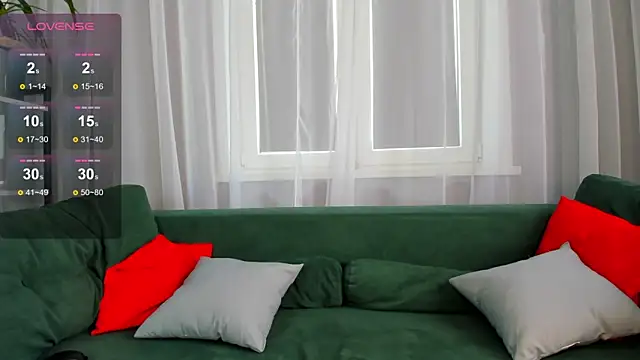 Snapshot of Luckydicewow1 chatting on 09/23/25, 04:04 Luckydicewow1 online show from 09/23/25, 04:04