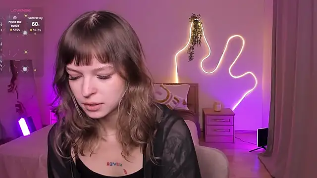 Snapshot of Lisa_Blossom chatting on 03/20/26, 06:07 Lisa Blossom online show from 03/20/26, 06:07