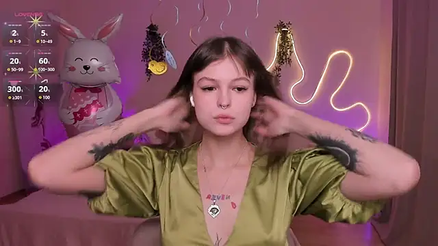 Snapshot of Lisa_Blossom chatting on 03/30/26, 06:03 Lisa Blossom online show from 03/30/26, 06:03