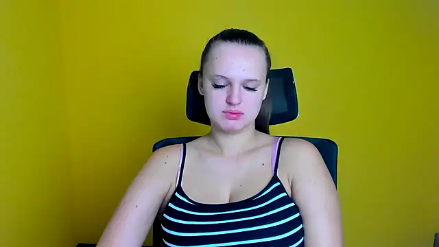 Aurora White online show from 09/16/25, 05:41