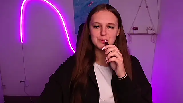 Aurora White online show from 10/20/25, 11:21