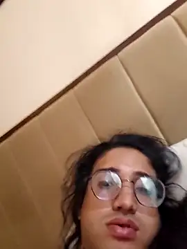 Snapshot of sexyshreyacdbottom chatting on 12/22/25, 07:38 sexyshreyacdbottom online show from 12/22/25, 07:38