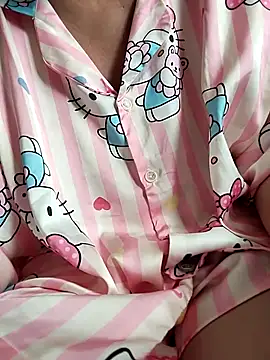 Sexyladzy online show from 09/18/25, 01:40