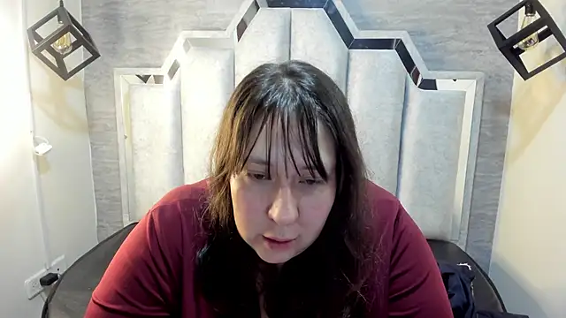  Emily rosee  online show from 10/18/25, 12:17