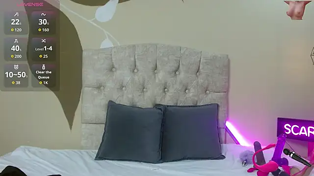 ScarletHott  online show from 11/10/25, 11:42