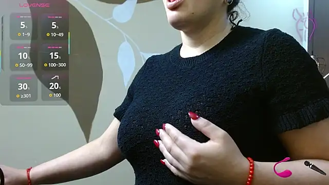 ScarletHott  online show from 11/28/25, 11:57