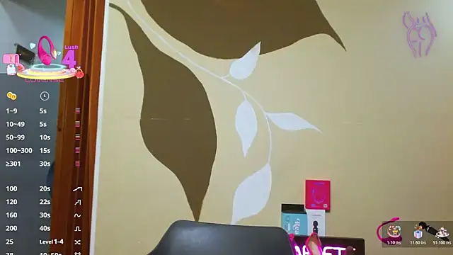 ScarletHott  online show from 12/15/25, 12:20