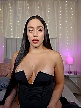 AriadnaTaylor online show from 02/02/26, 08:40