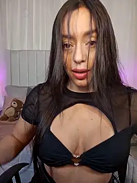 Snapshot of AriadnaTaylor chatting on 04/27/26, 05:00 AriadnaTaylor online show from 04/27/26, 05:00